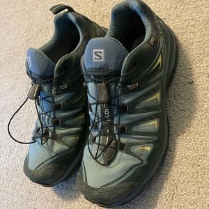 Salomon X Ultra women’s size 7.5